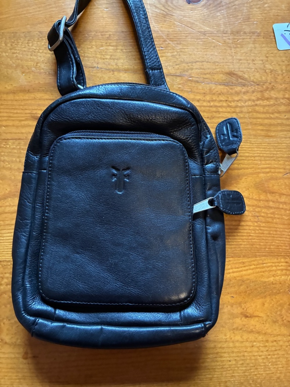 Black leather Frye small crossbody bag - Picture 7 of 12